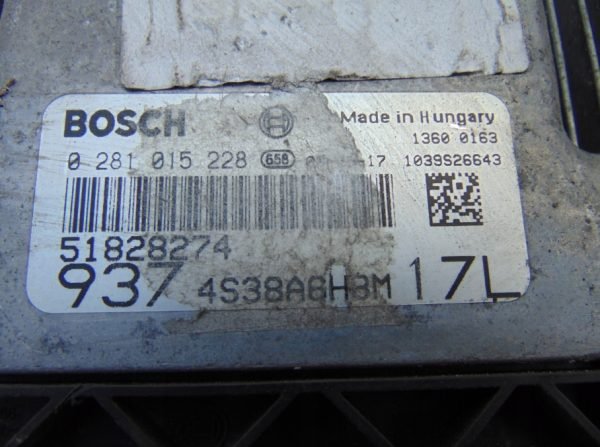 Computadora Centralita Ecu Alfa Romeo 0281015228 51828274 - Imagen 2