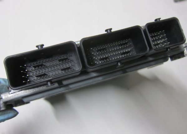 Computadora Centralita Ecu Renault Dacia 237103815S 237106102R A2C98273601 EMS3155 - Imagen 5