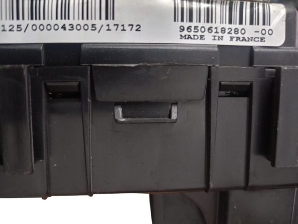 BSM CAJA RELES FUSIBLES 9650618280 B5 PEUGEOT 307 2.0 16V S118470005 - Imagen 4