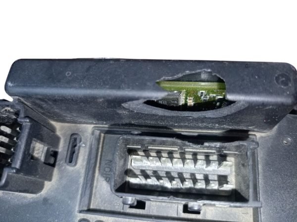 9643537880 CAJA RELES BSM B5 FUSIBLES PEUGEOT 307 - Imagen 5