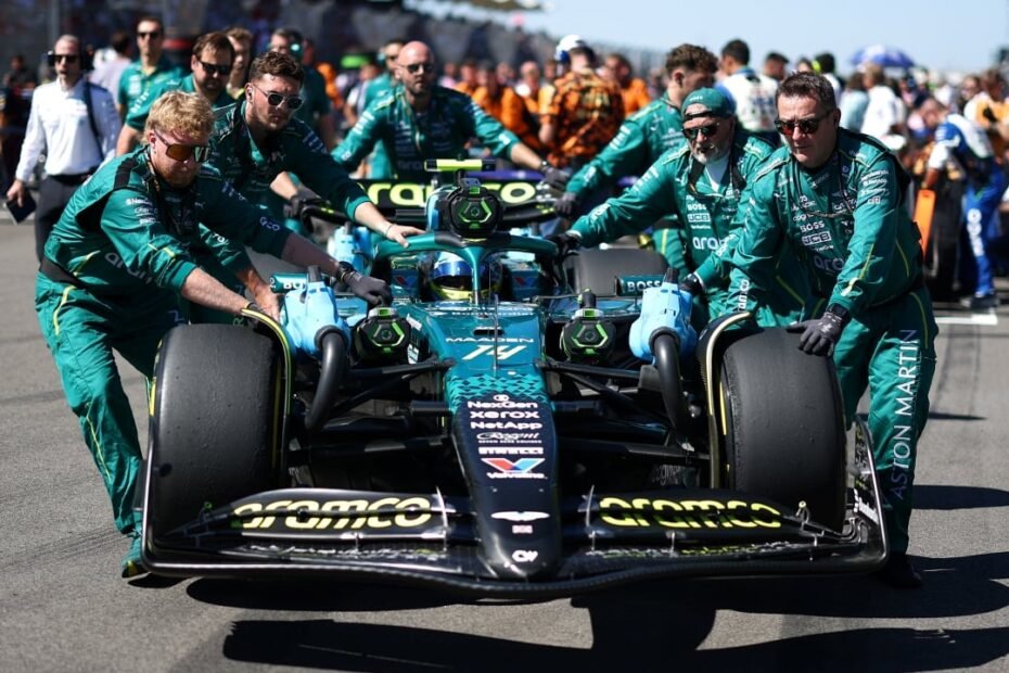 Aston Martin admite haber incumplido la normativa financiera de la F1, y la razón es ciertamente llamativa