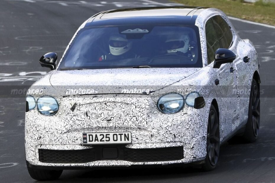Bentley entra en la era eléctrica, su nuevo SUV de lujo usará la base del Cayenne, pero con alma propia