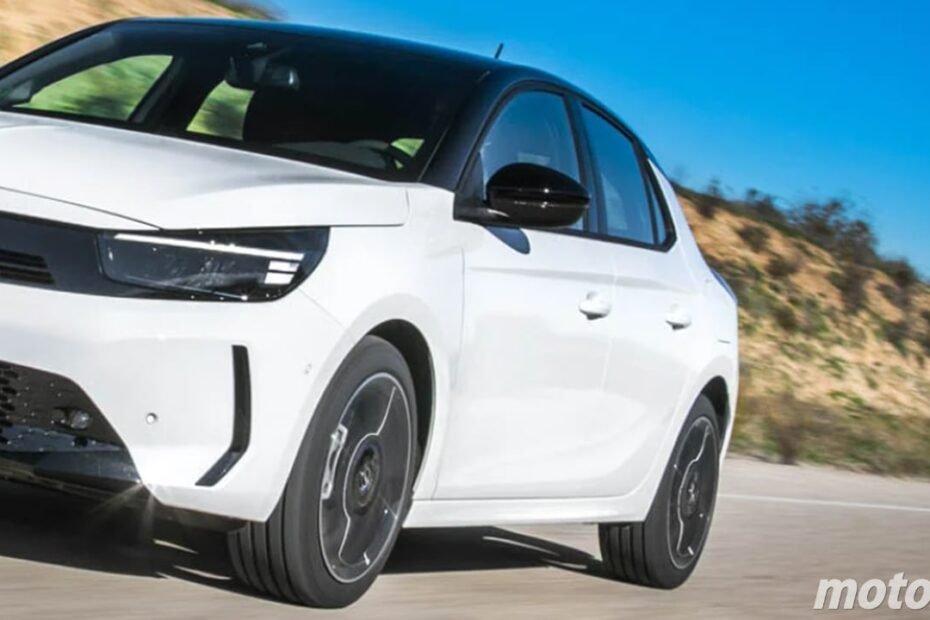 Con 7.700 € de rebaja este coche superventas ya es más barato que el Dacia Sandero y se fabrica en España