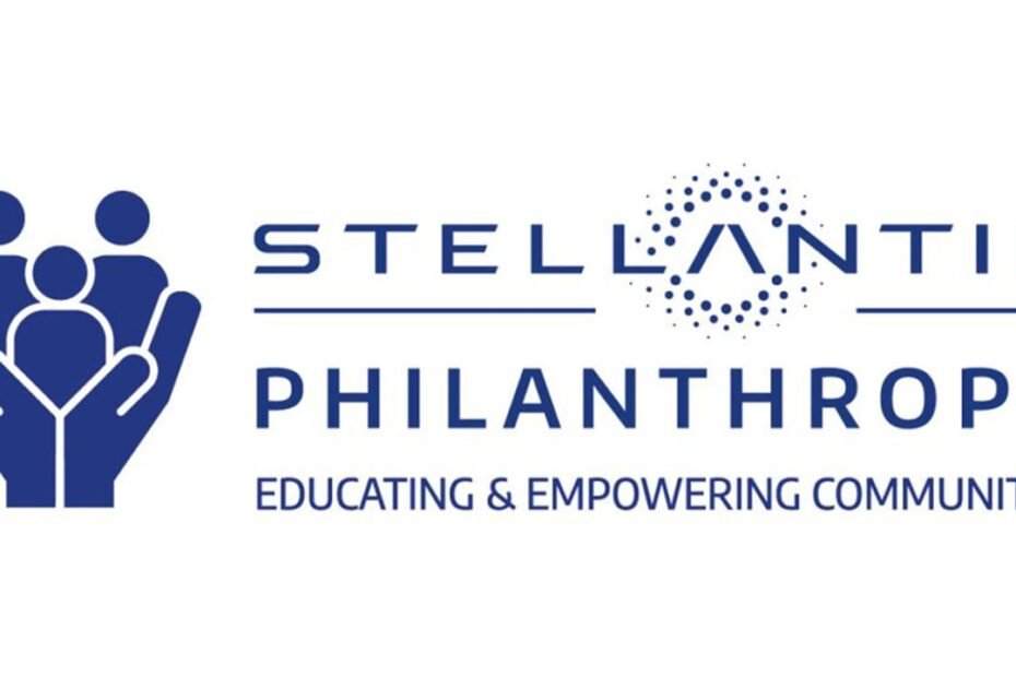 Con iniciativas reales, Stellantis lanza un programa de compromiso comunitario para ayudar a miles de jóvenes