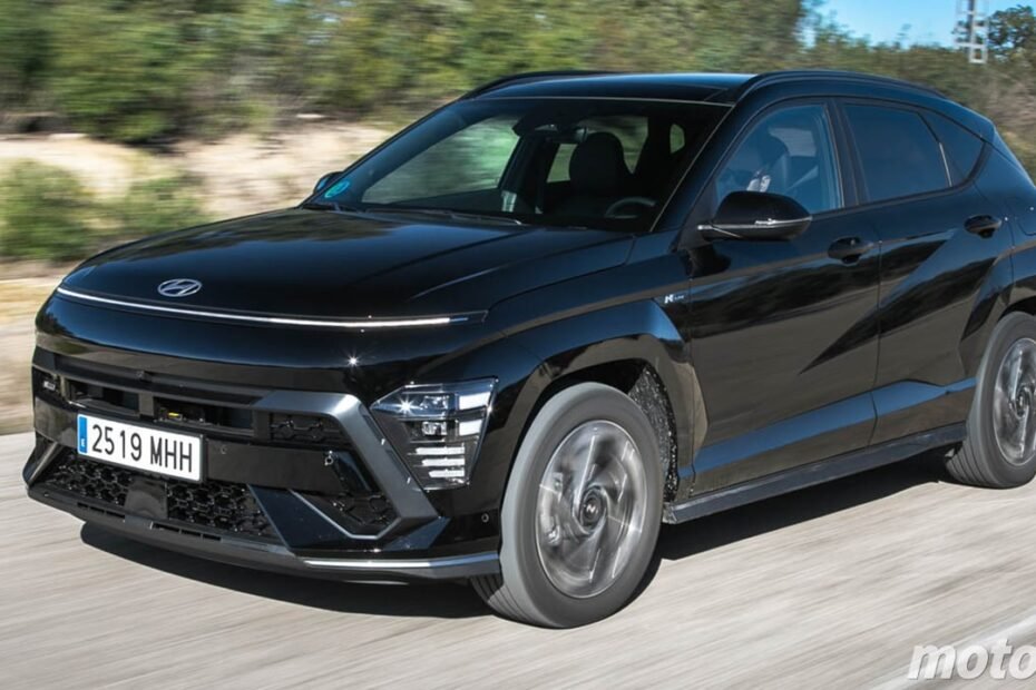El Hyundai Kona es el Tucson pequeño que arrasa en calidad-precio y, con 5.500 € de rebaja, supera a los SUV chinos