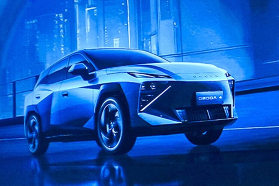 El SUV más esperado de Omoda dice adiós al número tres, debuta el nuevo Omoda 4 con motores electrificados