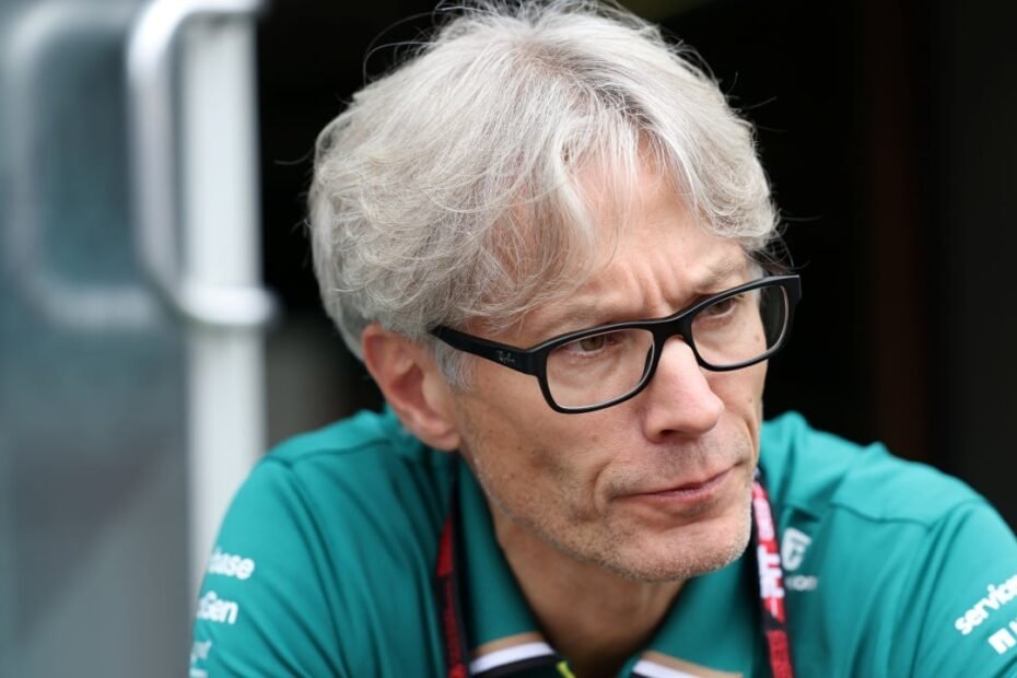Krack empieza a cansarse de la acritud de Alonso ante los medios: “Hay que tomarse un respiro”