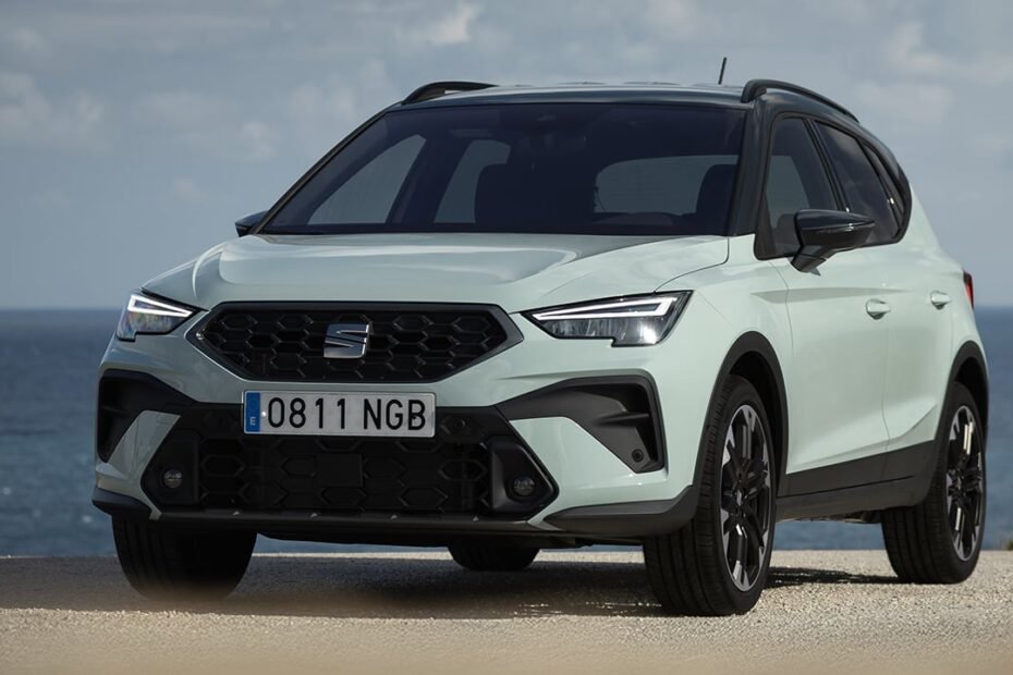 Precios y gama del nuevo SEAT Arona 2026, el mejorado SUV hecho en España ya se puede configurar
