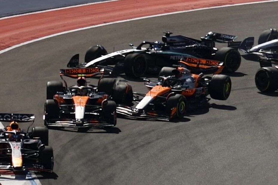 Victoria al sprint de Verstappen, 'podio' de Sainz y debacle de los McLaren tras chocar