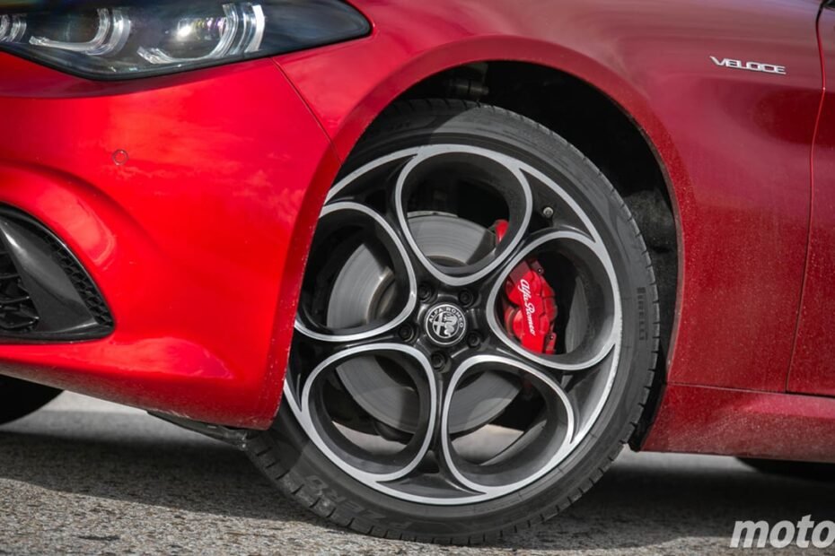 6.000 € menos para el sedán que desafía al BMW Serie 3 con tracción trasera, motor turbo y solo gasta 5,2 L/100 km