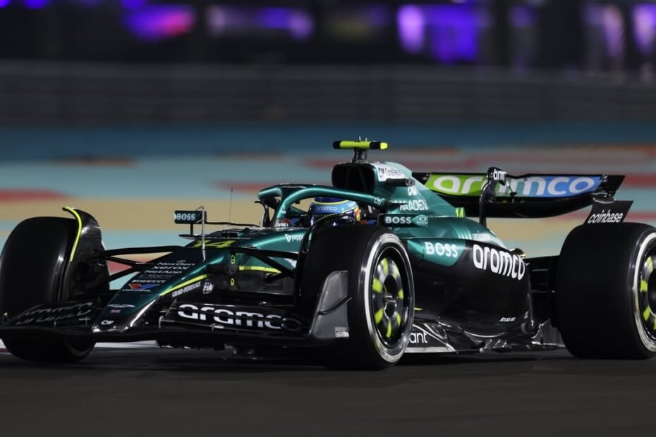 Alonso presume de currículum tras otro viernes de pelicula: "24 años de experiencia tienen sus desventajas"