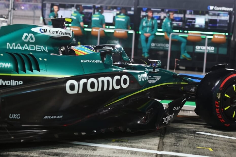 Alonso se luce ante Newey: “Parece que exagero las cosas, pero no hay más que ver los puntos”