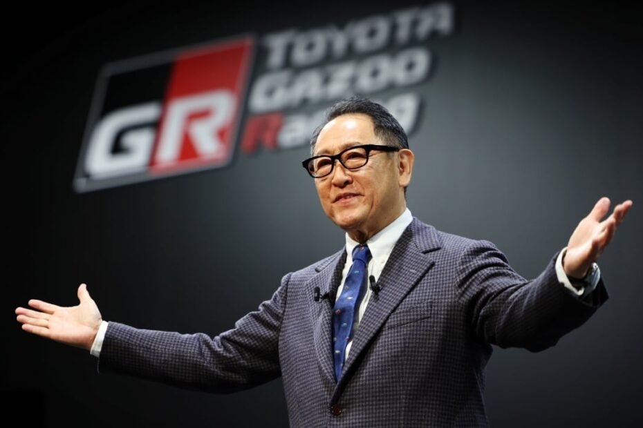 Como mínimo, aprende a pilotar: la frase que revolucionó al antiguo CEO de Toyota y le convirtió en un referente del motor