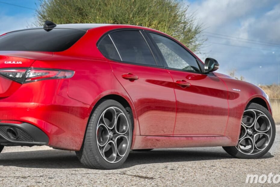 Con 4.800 € de descuento y tracción 4x4, este sedán es el mejor anti-SUV con una dinámica que abruma al Mercedes Clase C