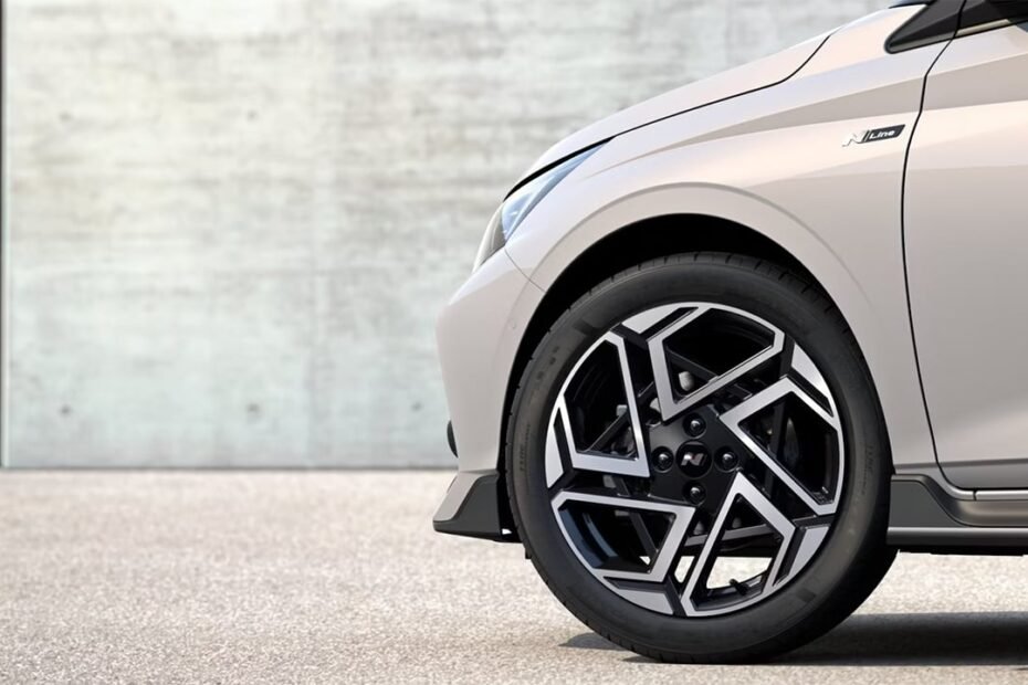 Con etiqueta ECO y 5.200 € de descuento este rival del Sandero no solo es bonito y fiable, también es barato de comprar