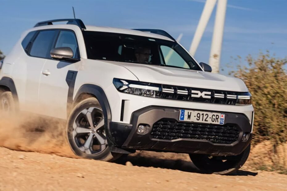 El Dacia Duster 4x4 definitivo ya tiene precios en España, llega la versión Hybrid-G con 150 CV y GLP