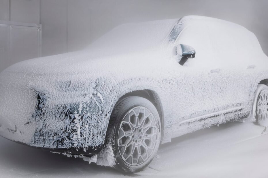 El nuevo Mercedes GLB 2026 revela su interior… y la fecha para verlo sin camuflaje