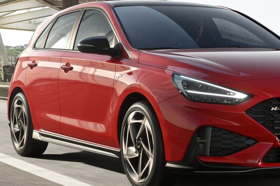 Es barato de comprar, con buen maletero y más de 5.000 € de rebaja, este coche coreano apunta a chollo del segmento C