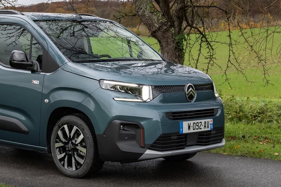 Este familiar vale para todo y, con 1.050 litros de maletero y 8.300 € de rebaja, cuesta lo mismo que un Skoda