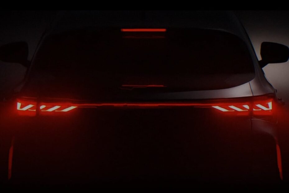 Existe un EBRO S400 italiano de precio barato y motor de gasolina, un SUV con opción ECO que pronto será mejorado