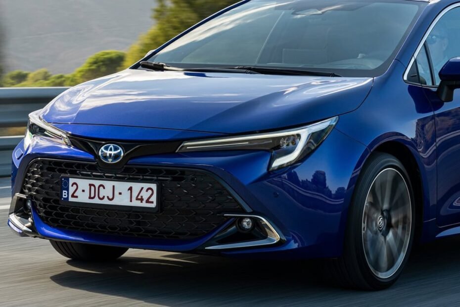 Fiabilidad legendaria y sin rival en calidad-precio, este híbrido de Toyota con 7.000 € de rebaja es un chollo
