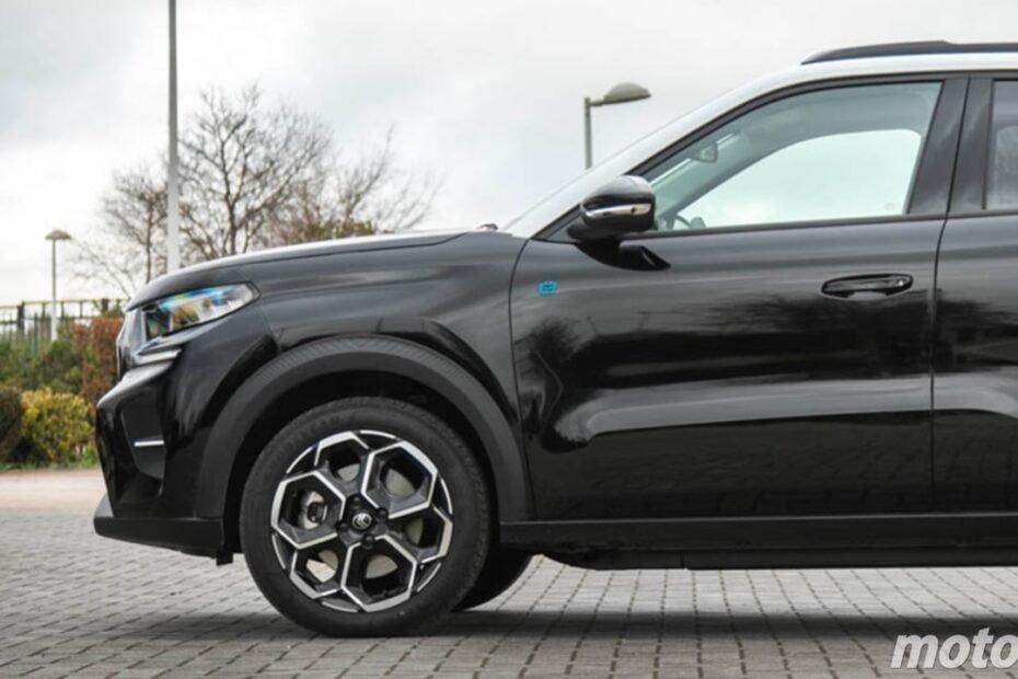 Más barato que el Renault 4 y con autonomía mejorada, este SUV (no chino) es un chollo con 2.600 € de descuento