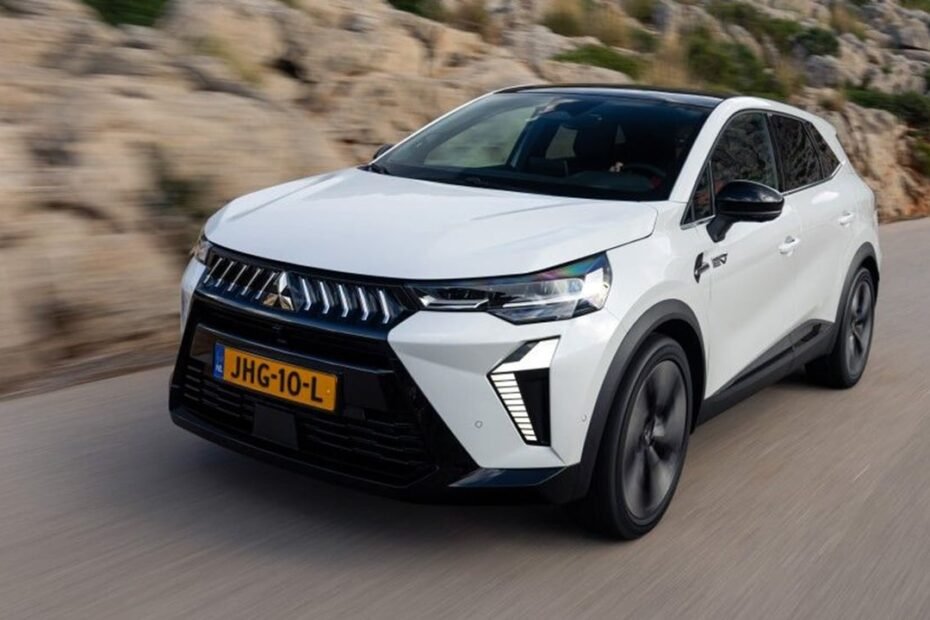 Mitsubishi ya permite configurar el nuevo Grandis, así es la gama del SUV japonés hecho en España