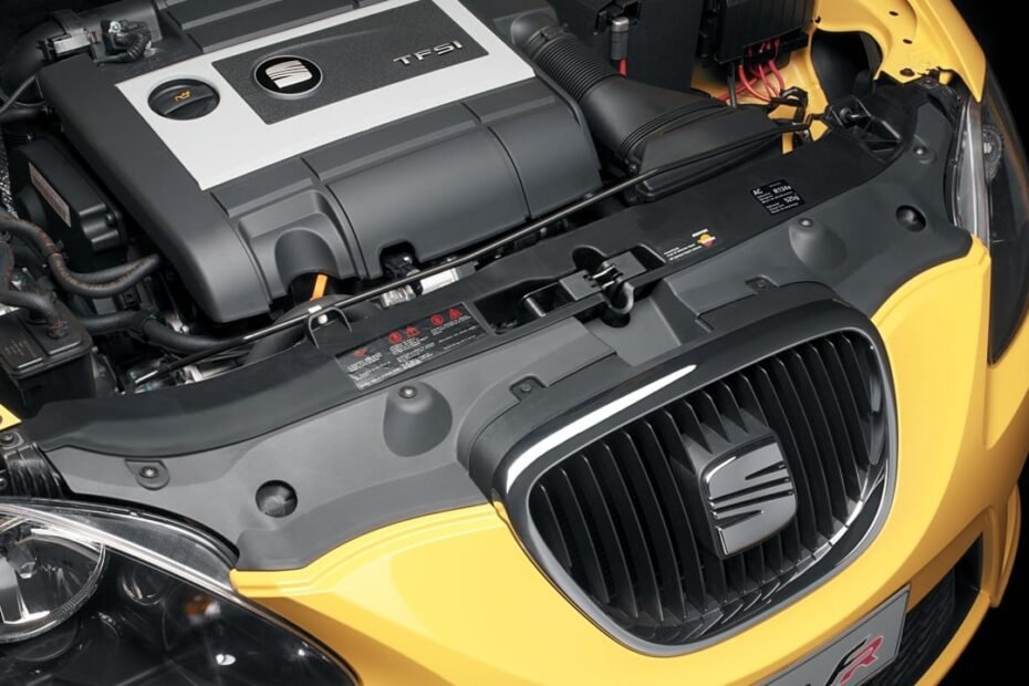 Que tu coche viejo no tenga etiqueta de la DGT no significa que esté sentenciado, puede tener solución