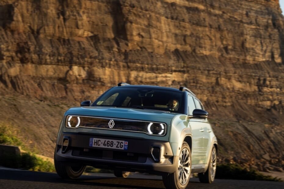 Renault admite un problema en el nuevo R4 y promete arreglarlo porque los clientes quieren más que versatilidad