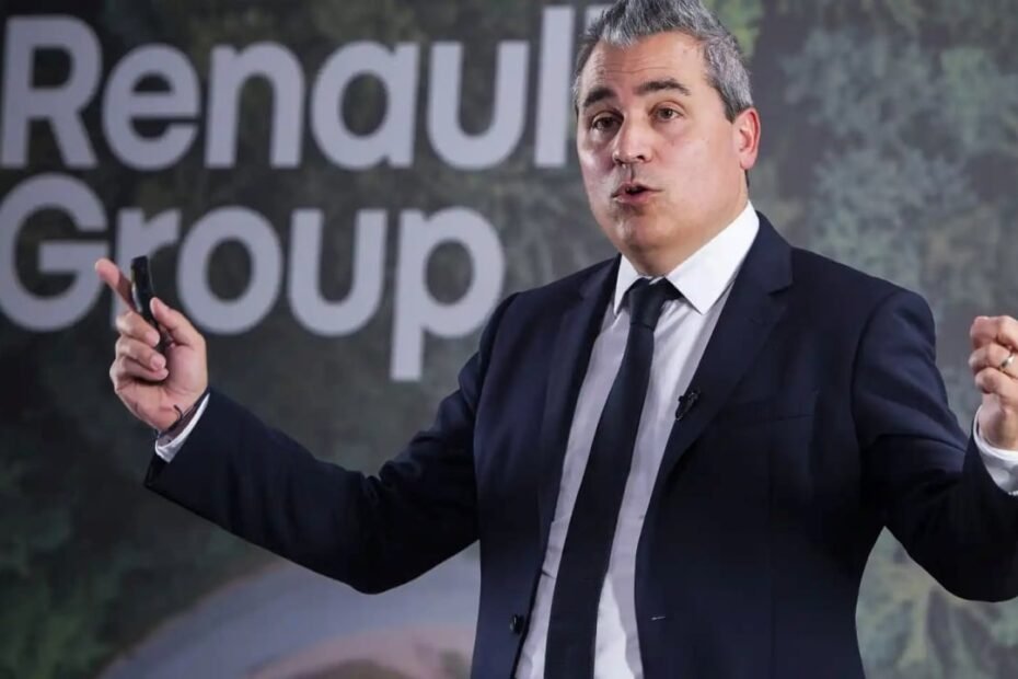 Renault y ANFAC temen que el Gobierno convierta el Plan España Auto 2030 en “un panfleto”