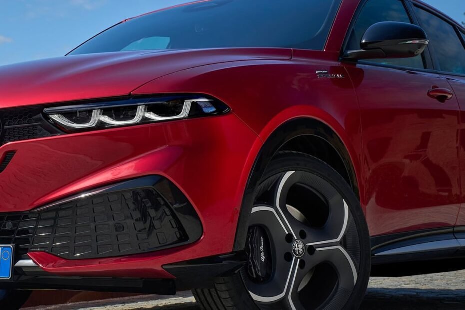 Si descartas los eléctricos, este SUV híbrido hace 60 km sin gastar gasolina y, con 10.800 € de rebaja, es una gran alternativa al BMW X1