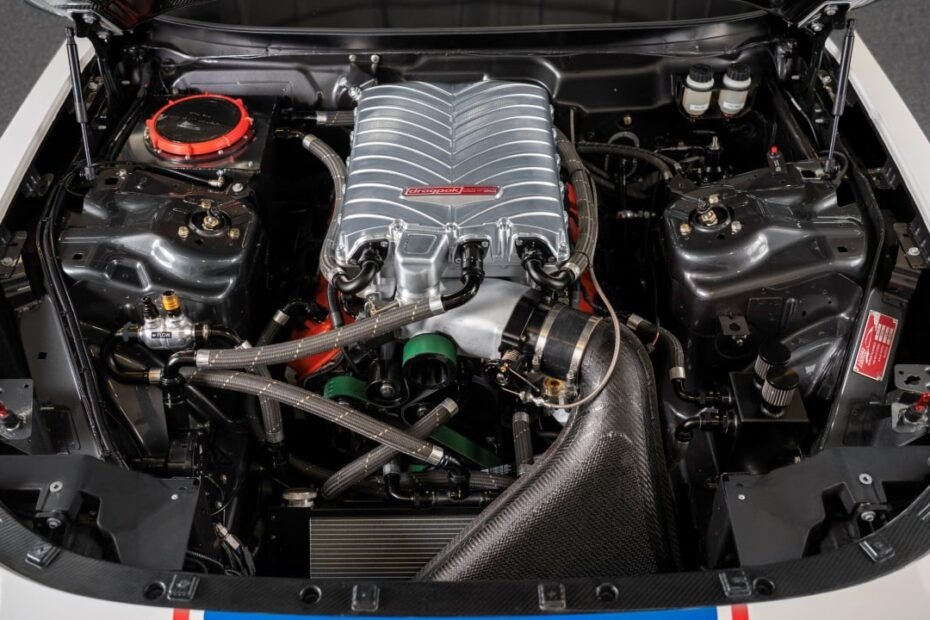 Stellantis escucha al pueblo y muestra un Dodge Charger V8 extremo con alma HEMI mientras SRT promete futuros modelos