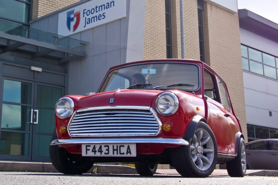 Un español en Reino Unido: "Cuando me compré aquí mi primer coche, tuve que pagar más de 1.000 euros de seguro"