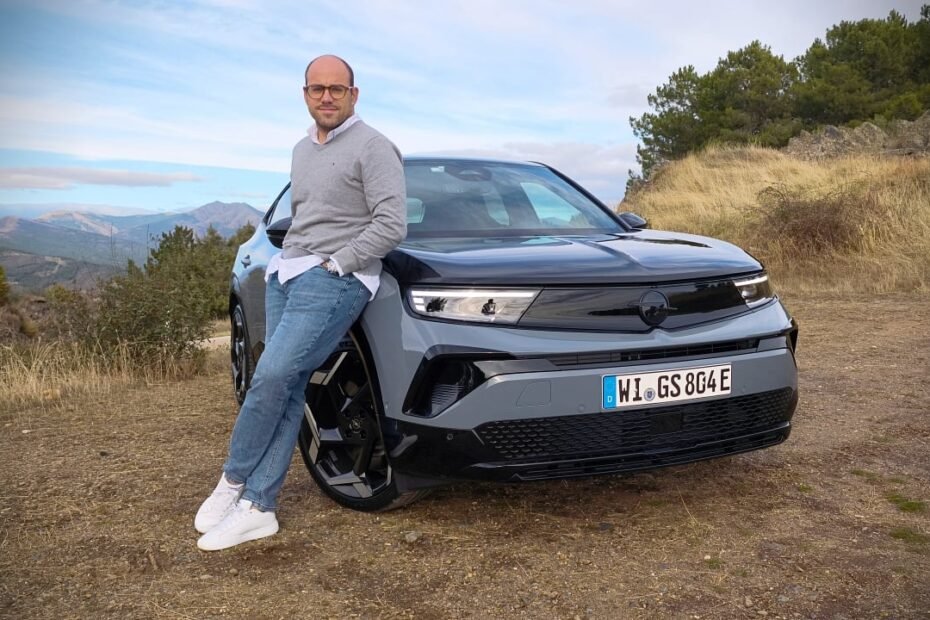 Ya he probado el Opel Mokka más potente que te puedes comprar a día de hoy, pero hay una cosa que te impedirá hacerlo