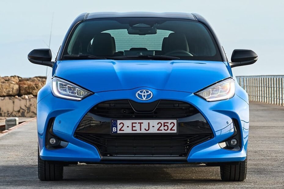 3.500 € menos, fiabilidad legendaria y 3,9 litros, este Toyota híbrido aprieta de verdad al MG3 chino con un precio imbatible