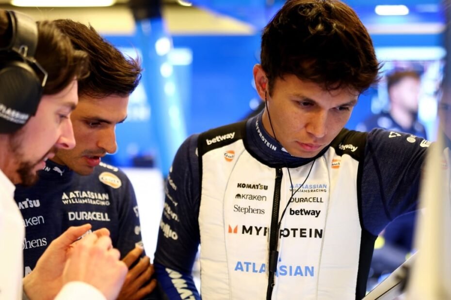 Albon admite que con Sainz ha perdido privilegios en Williams: “Es claramente diferente en cuanto a cultura y mentalidad”