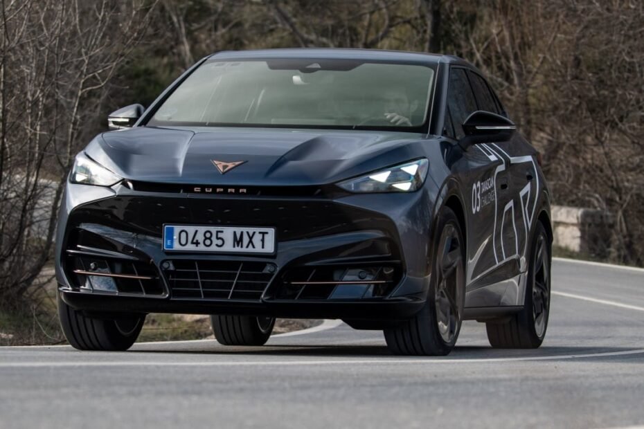 Así se creó la marca CUPRA, casi por casualidad y gracias a un 'novato': "Lo mejor que podía hacer para la compañía"