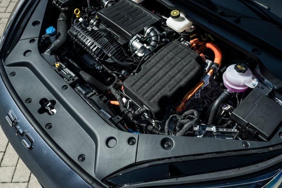 BYD demuestra una superioridad total con su revolucionario motor boxer para PHEV, un antes y un después