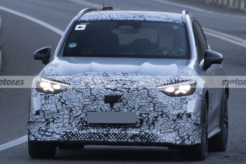 El Mercedes-AMG GLC 53 EQ se destapa, un futuro SUV eléctrico extremo con más potencia de la que imaginas