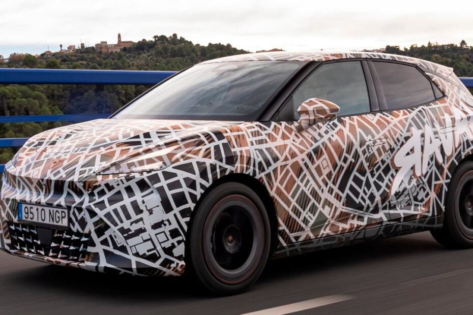 El nuevo CUPRA Raval sorprende por su equipamiento… y unos precios que ya inquietan a sus rivales