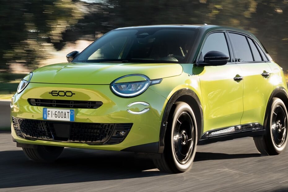 El nuevo FIAT 600 Sport se estrena en España, estos son los precios de la versión más interesante con etiquetas ECO y CERO