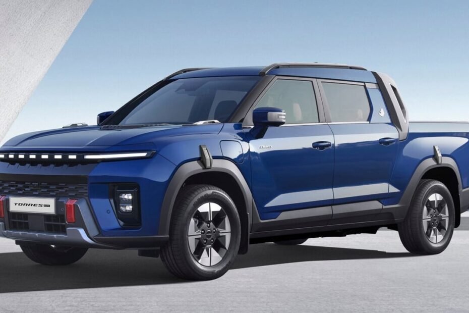 El nuevo KGM Torres EVT ya se vende en Italia, un pick-up eléctrico que presume de recarga récord