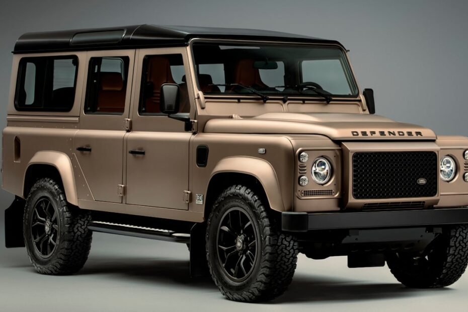 El Range Rover SV no es el Land Rover más caro, este Defender V8 "casi nuevo" cuesta 350.000 €