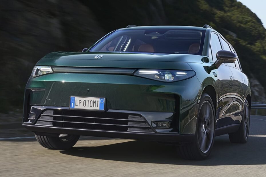 Es como el BYD Seal U pero mucho más barato y, con la misma autonomía y potencia, ahora tiene 3.000 € de descuento