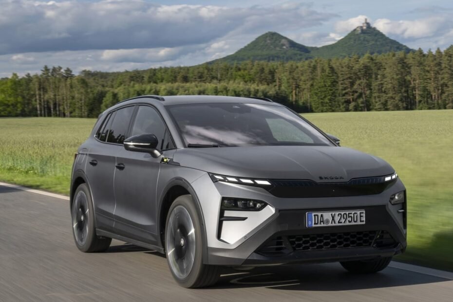 España encabeza el crecimiento del coche eléctrico e híbrido en Europa, con China como pieza clave