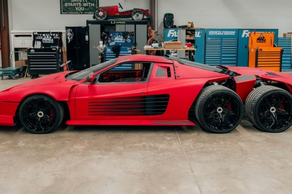 Este Ferrari Testarossa de 6 ruedas ha desatado una polémica enorme, lo que piensen en Maranello es solo la punta del iceberg