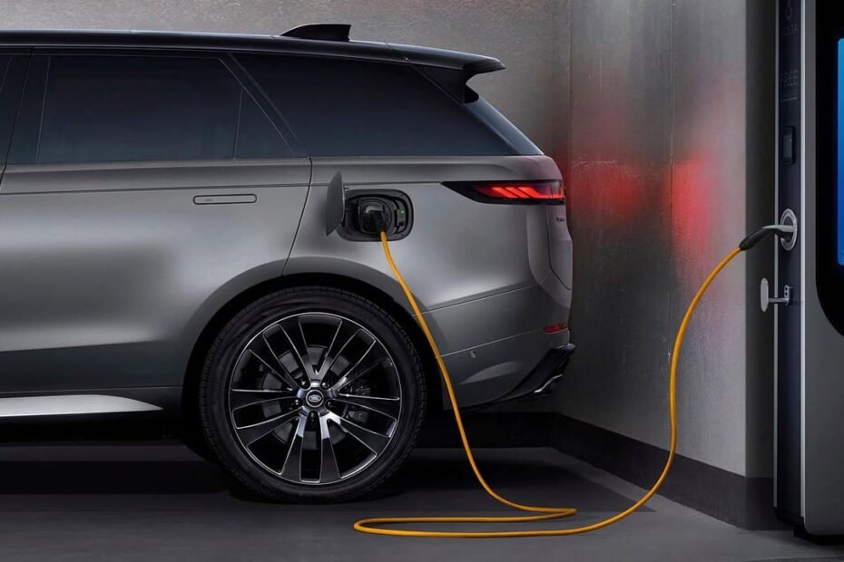Europa valora convertir los PHEV en eléctricos… y al mismo tiempo planea nuevos impuestos a los eléctricos