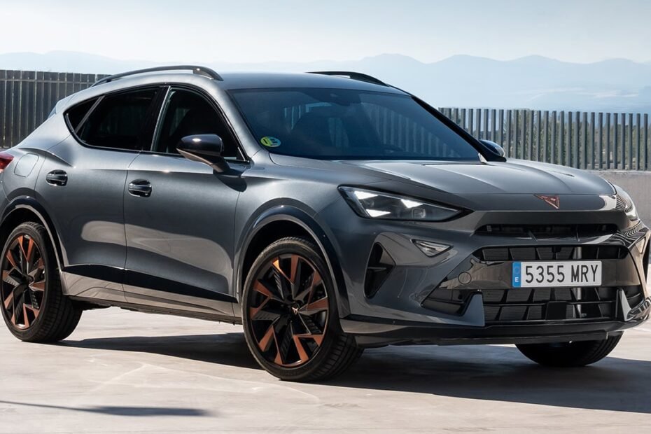 Llega el nuevo CUPRA Formentor Beyond, estos son los precios de la versión que eleva el equipamiento de serie