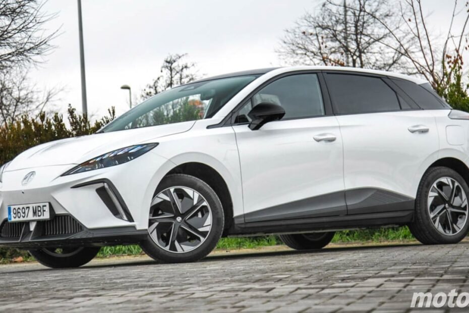 Por lo que vale un Dacia Sandero tienes la mejor alternativa al BYD Dolphin, un chollo con 14.500 € de rebaja y buen equipamiento