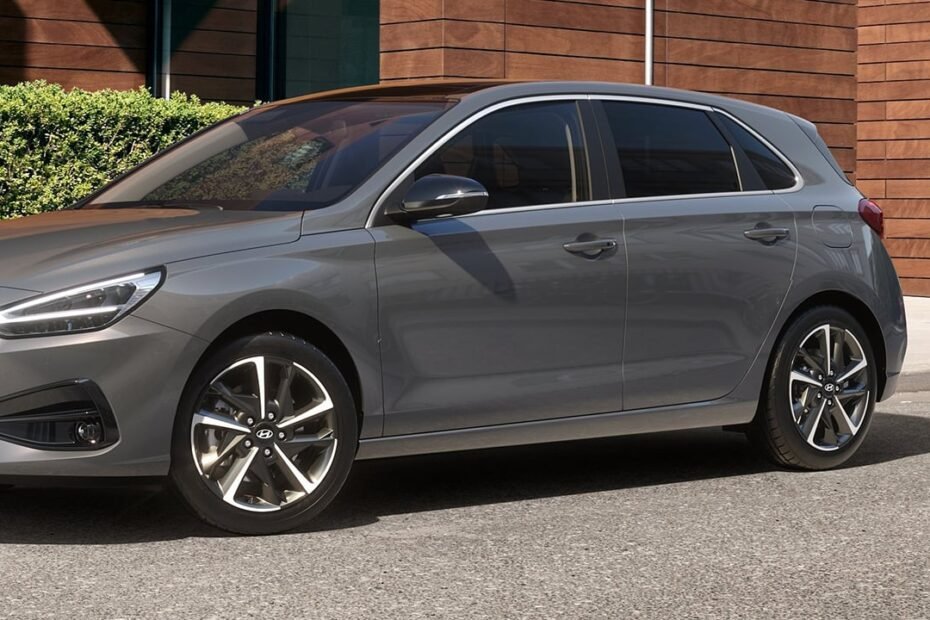 Precio de coche chino, fiabilidad coreana y etiqueta ECO, así queda este compacto tras bajar 5.400 €